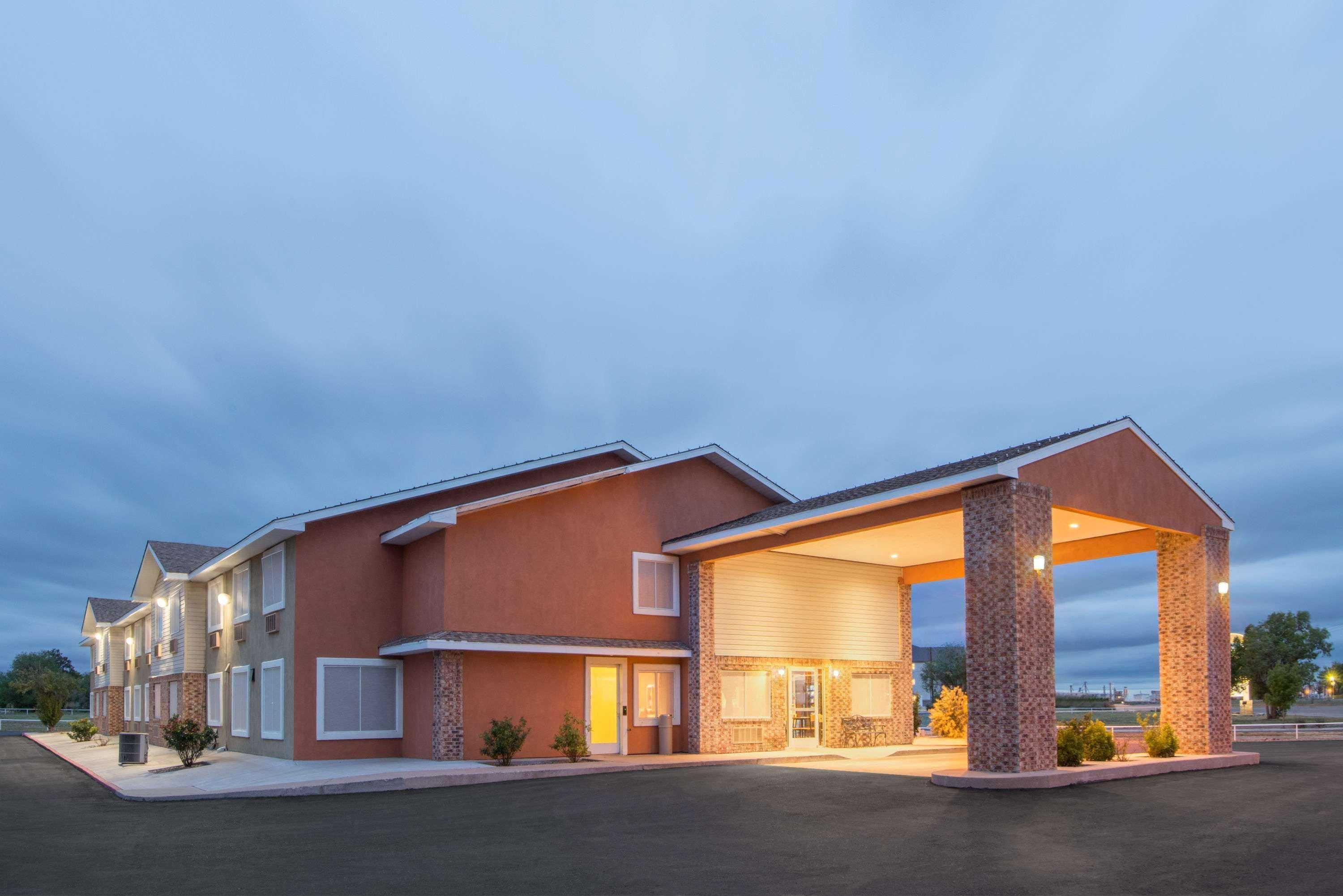 Motel Super 8 By Wyndham Portales Esterno foto