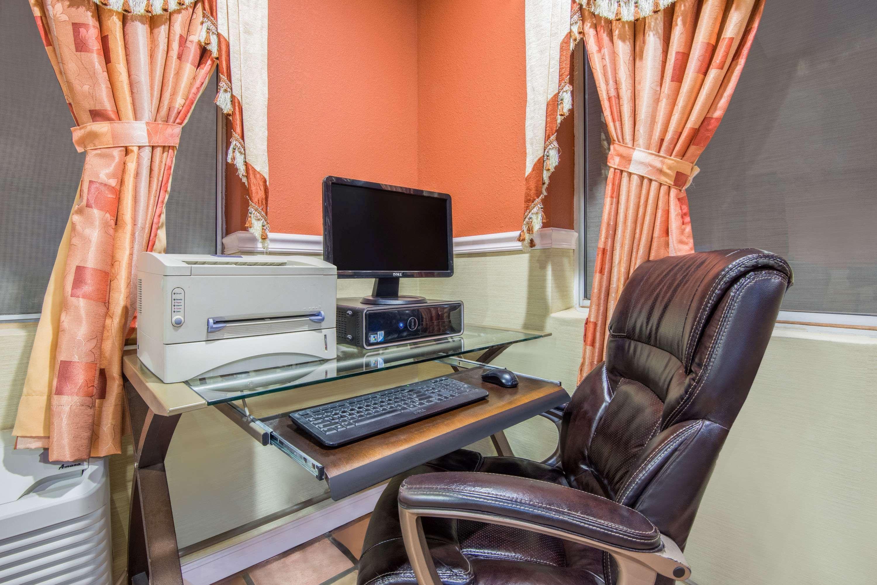 Motel Super 8 By Wyndham Portales Esterno foto
